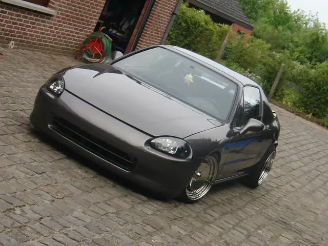 This Del Sol is looking sick