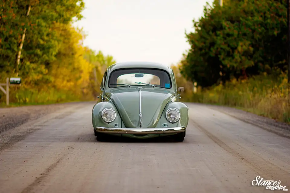 stance-is-everything-taylord-customs-slammed-beetle-front-end