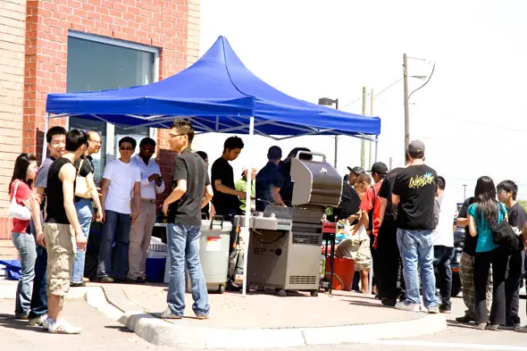 bbqjumpoff BBQ was busy the whole day and free :)