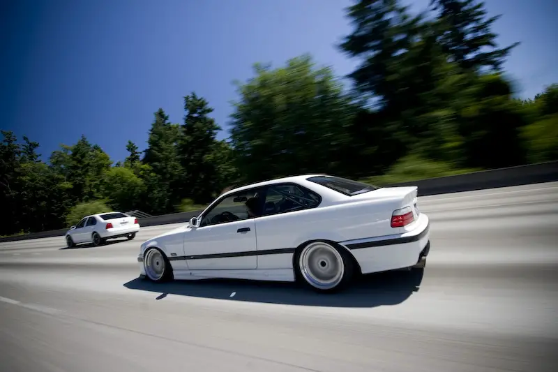 White E36 - Spotted on bikeguide.org