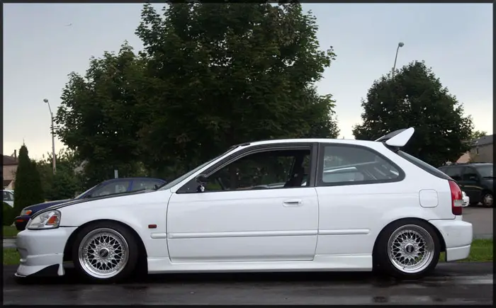 bbscivic And here is where it falls apart in my eyes. The wheels look way to small here, mostly in the front but overall to small