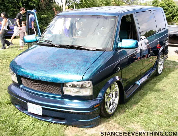 van More of that textured paint style