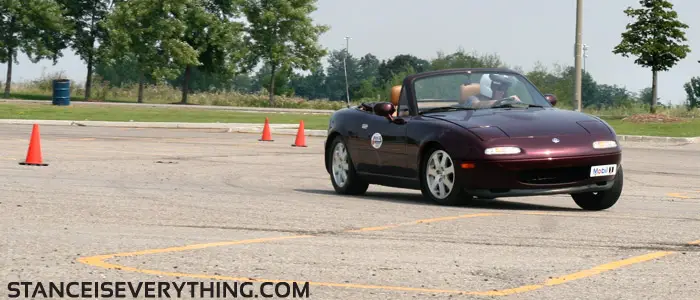 autox7 This Miata was hitting the practice hard