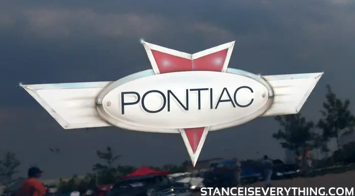Airbrushed Pontiac logo, pretty boss