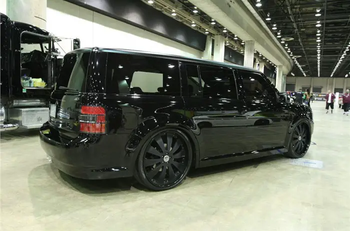 murder13 This Ford flex would make a great road trip vehicle