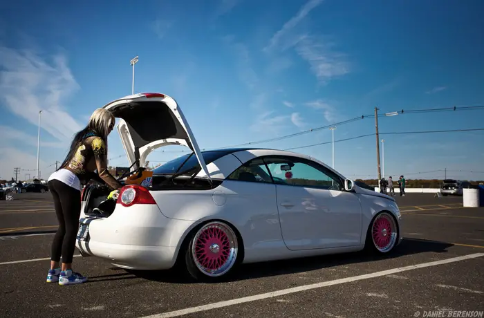 girlcar12 The car is a eos btw...