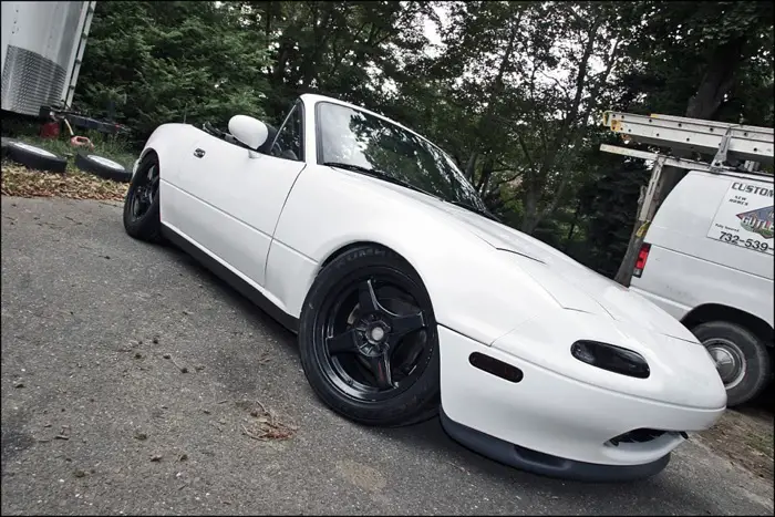 miata9 I normally don't like wheels with less than 5 spokes but this car I make an exception