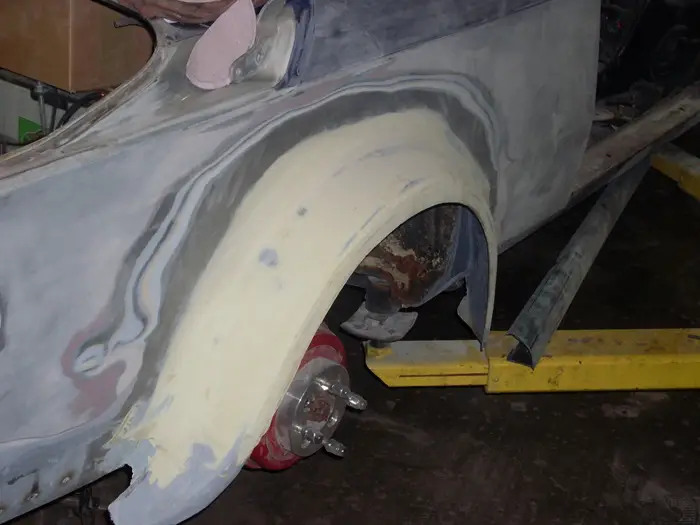 2002rebuild3 Close up of the molded rear fender