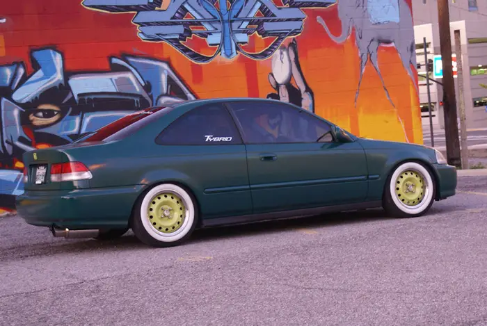 paintedwheels14 This color without the white walls would be tragic but works well with
