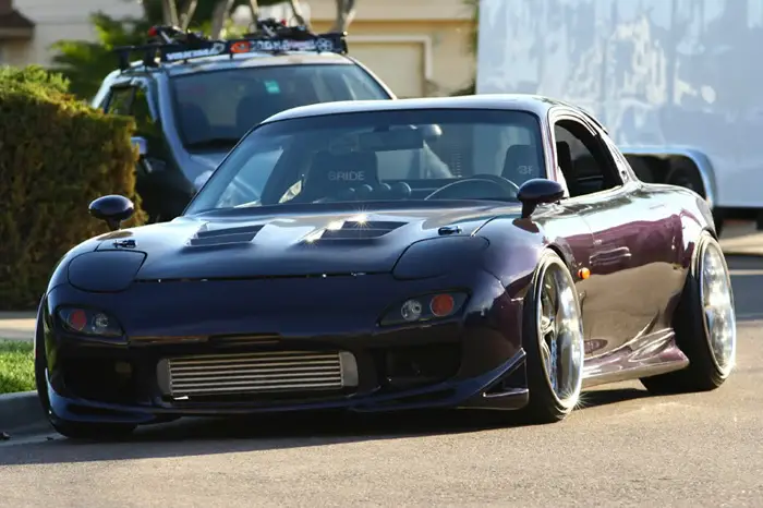 rx713 A family of hamsters could be in that rear dish and we would never know