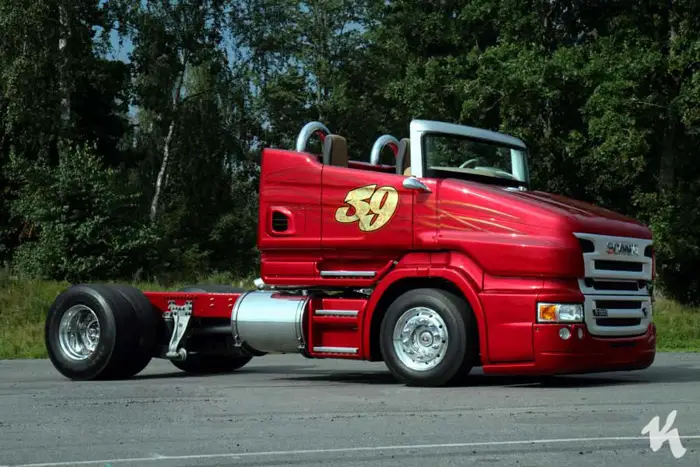 wtftruck The R99 pre rear fenders, I wish I could find info on the suspension setup it interests me