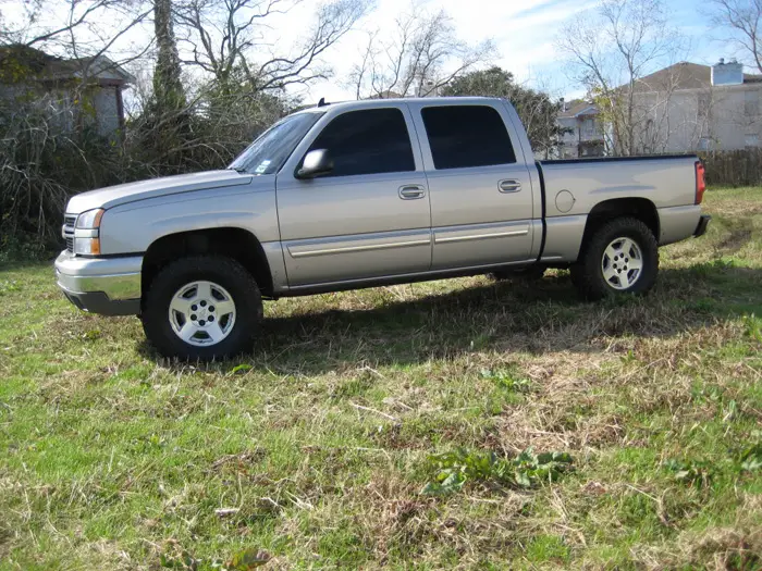 indecisive3 Lifted on mudders, sadly, it looks kinda typical like this