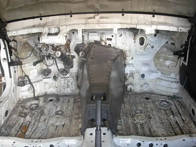 rwdcrx5 Incredibly well done transmission tunnel