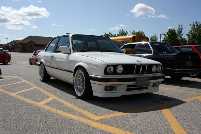 white_e30
