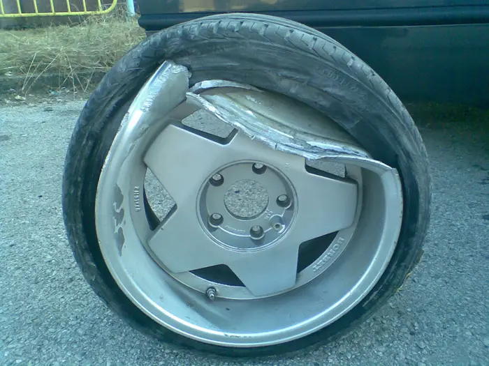 wtf_pothole3