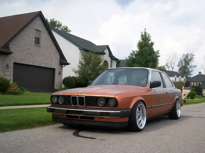 e304