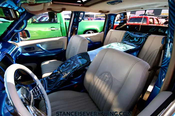 minitruck_interior