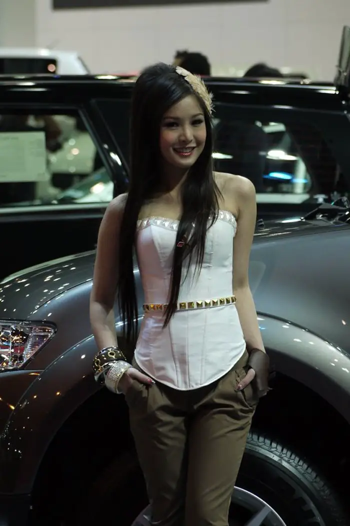 thai_woman_3