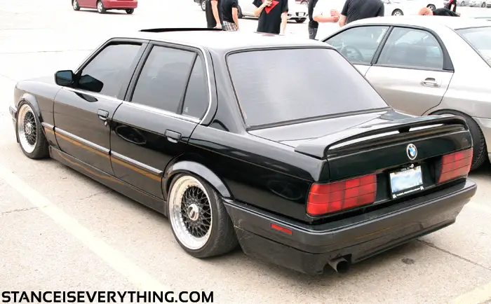 bmw_e30_drew_rear