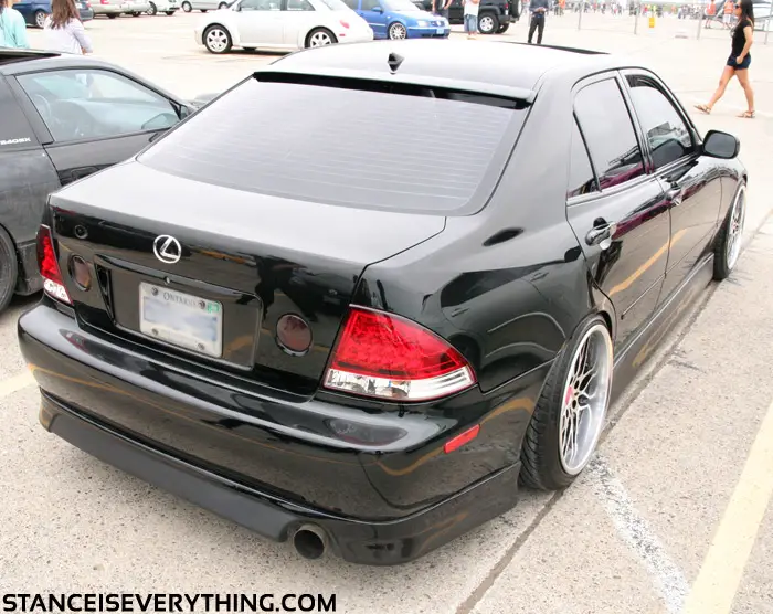 lexus_is300_2