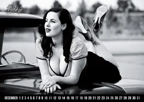 pinup12