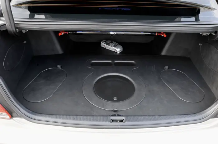 vip_lexus_gs300_trunk