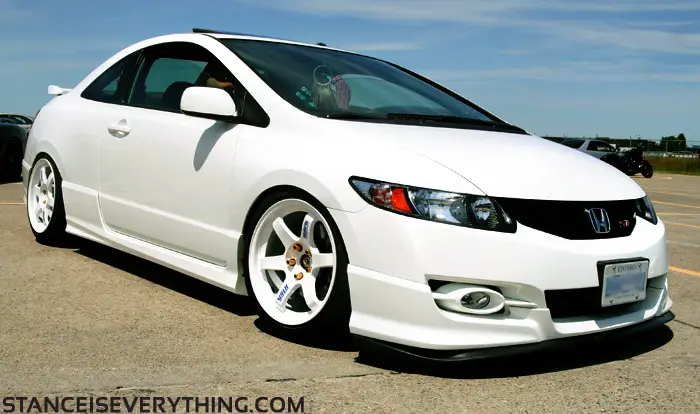 honda_adam