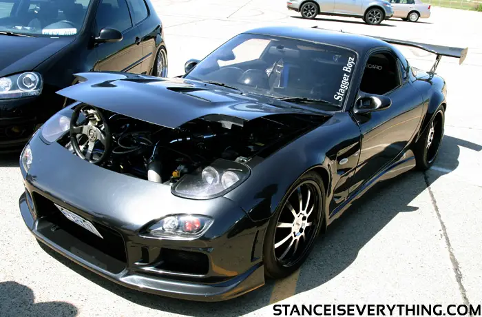 mazda_rx7_stagger