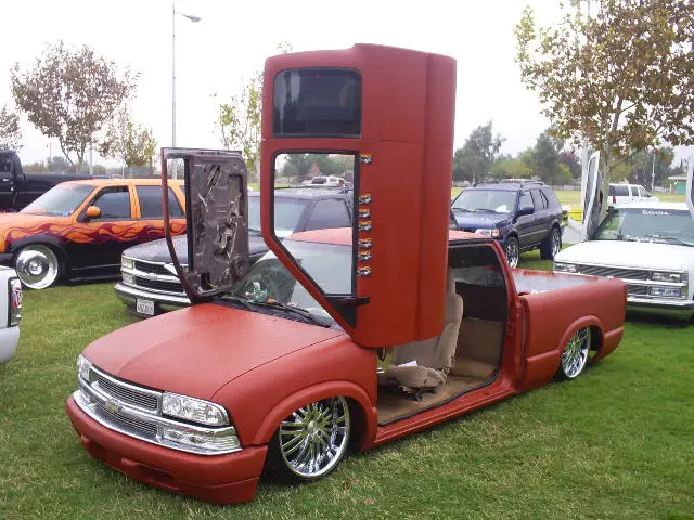 wtf_swangin_1