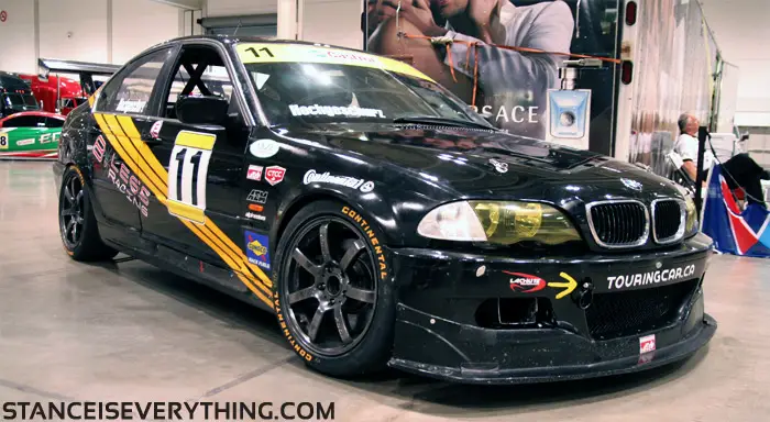 bmw_eight_legs