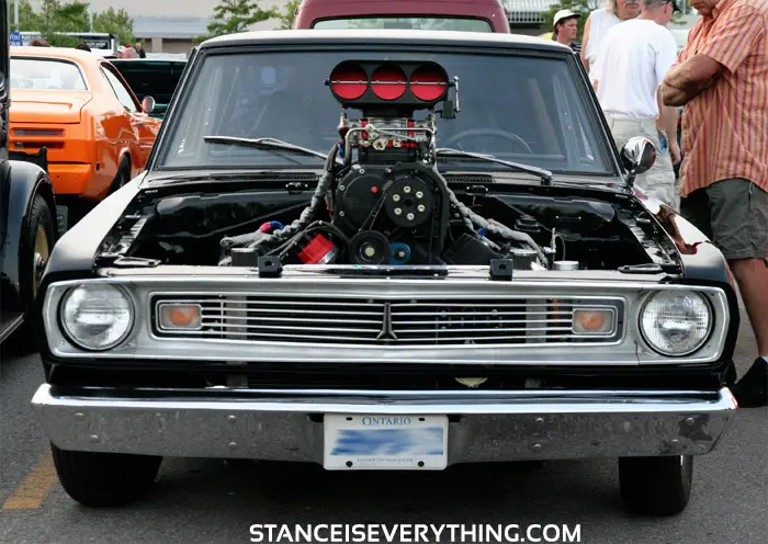 plymouth_valiant_1