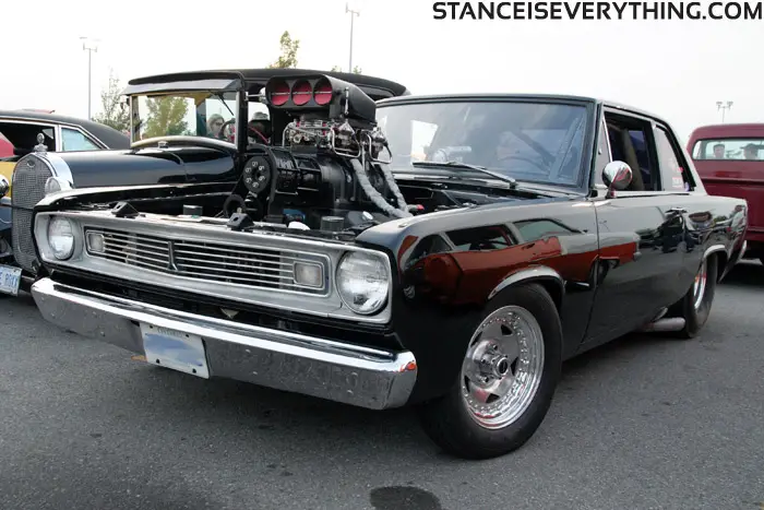 plymouth_valiant_3