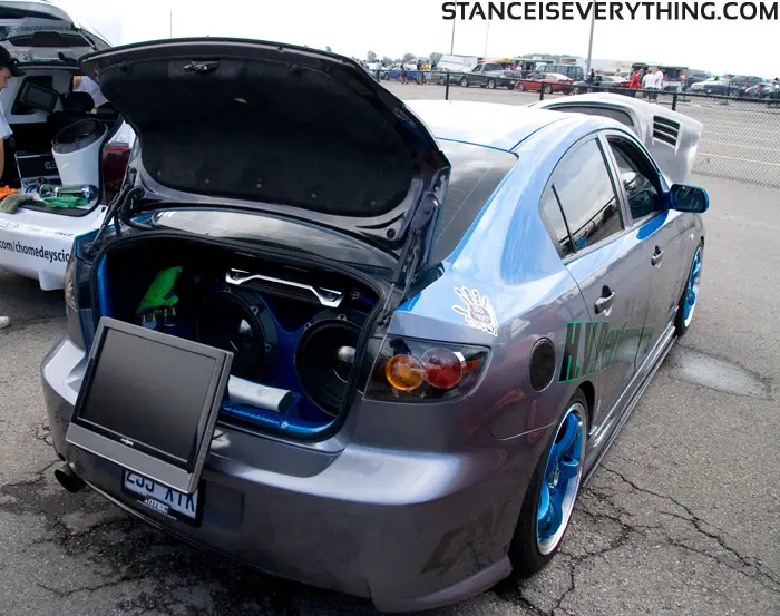 mazda_3_two_tone_rear