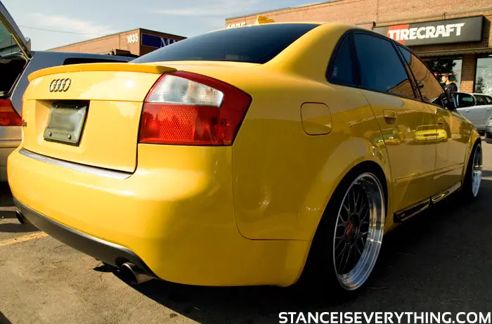 audi_yel_rear