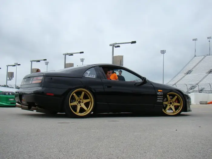 Theme Tuesdays: Nissan 300zx (z32) .