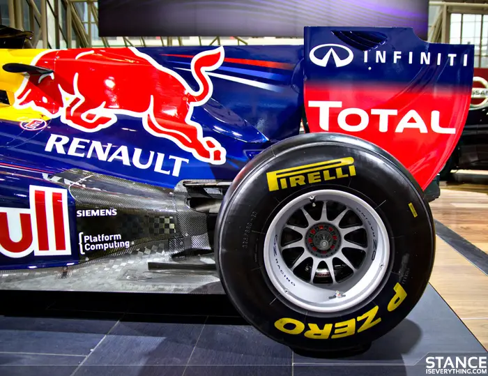 infiniti_redbull_car2