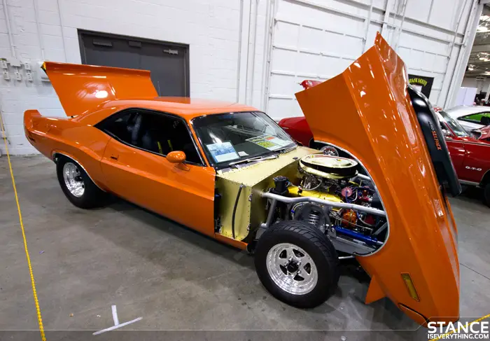 dodge_challenger_1