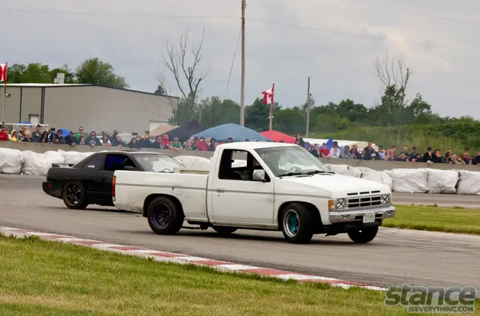nissan_hardbody3