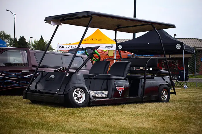 golf_kart_side