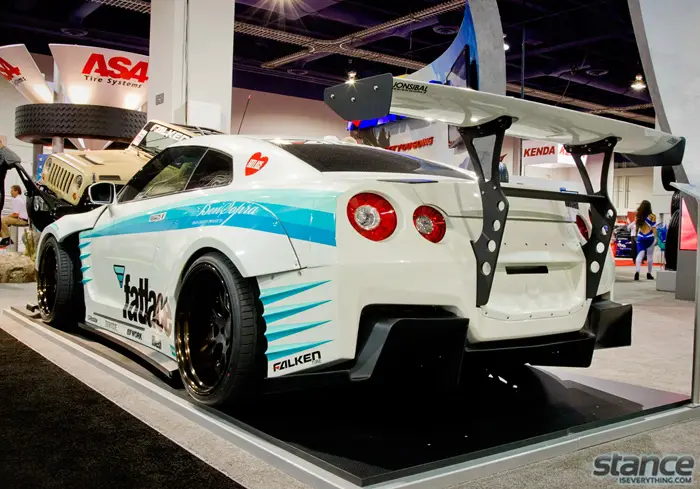 fatlace_sky_rear