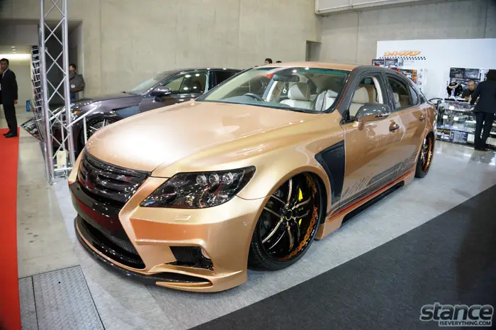 lexus_2