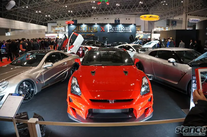 nissan_ab_flung_gtrs