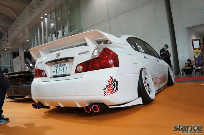 nissan_fuga_1