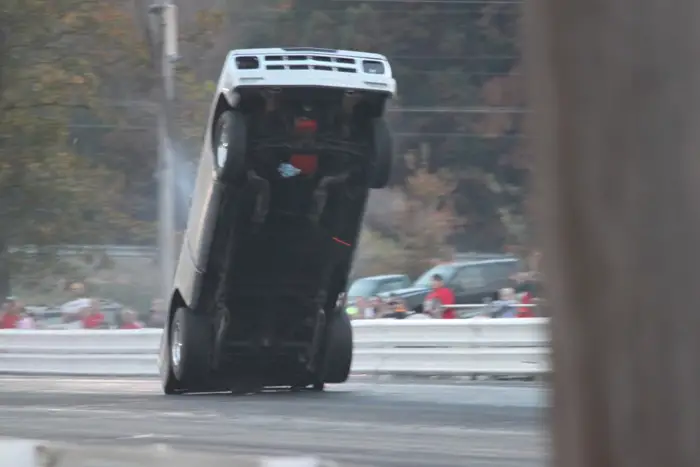 wheelie_18