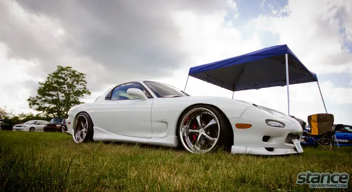 niagara_truck_and_tuner_expo_2013_cars_mazda_rx7_three_quarter