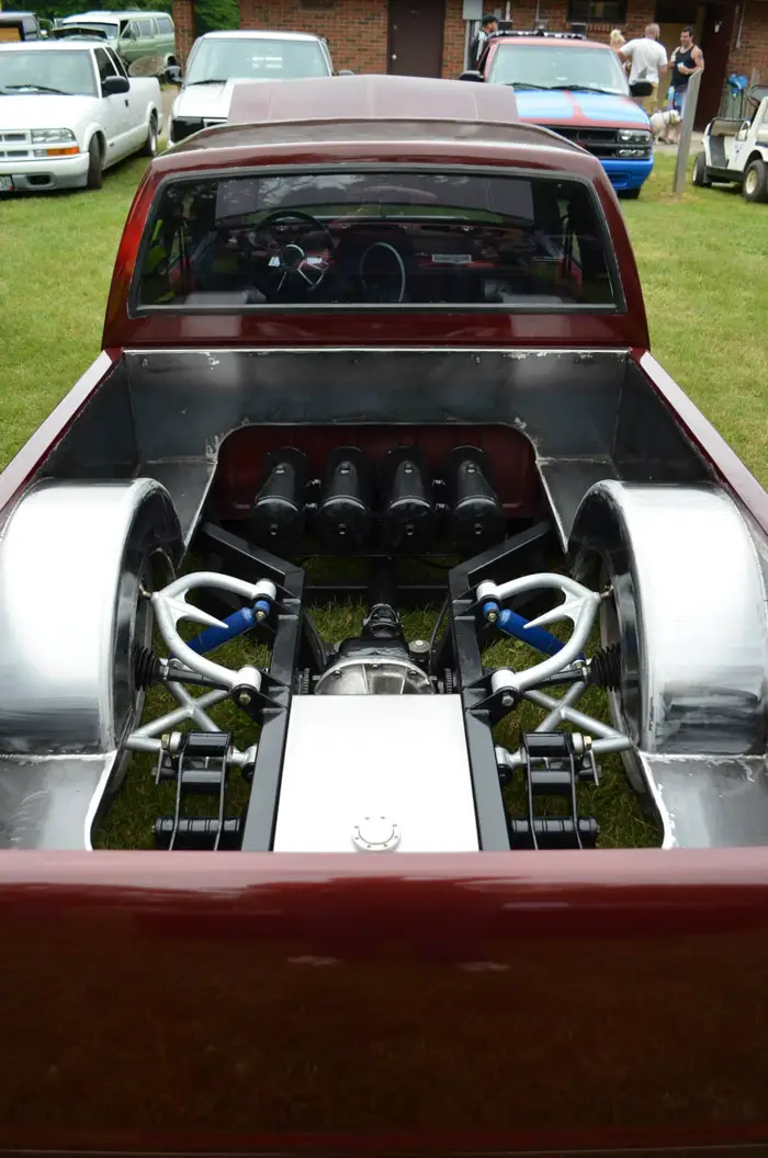 vanfest_18_2013_chevy_s10_firstgen_Bed