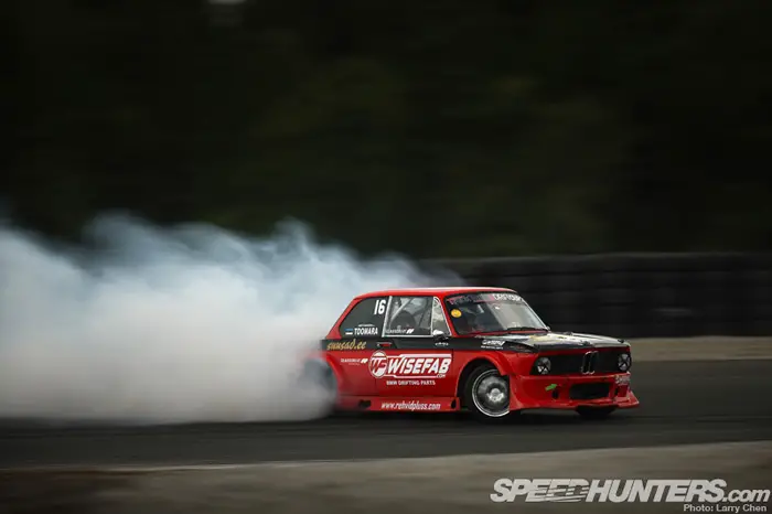 2jz_in_everything_bmw_2002_1