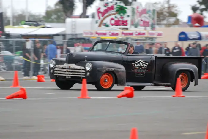 truck_doing_non_truck_stuff_2