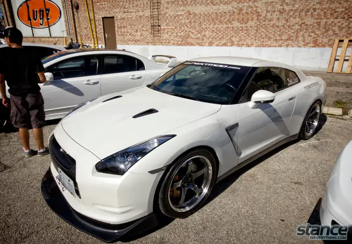 nextmod_mississauga_grand_opening_nissan_gtr
