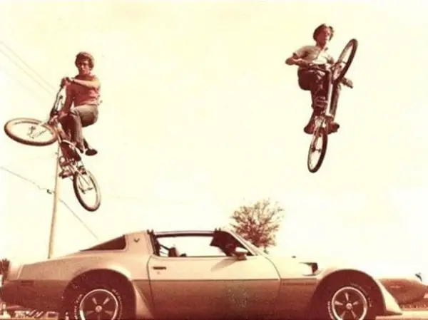 street_machines_6